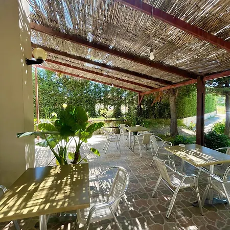Kiara Hotel