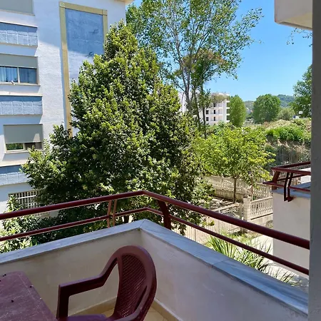 Kiara Hotel *
